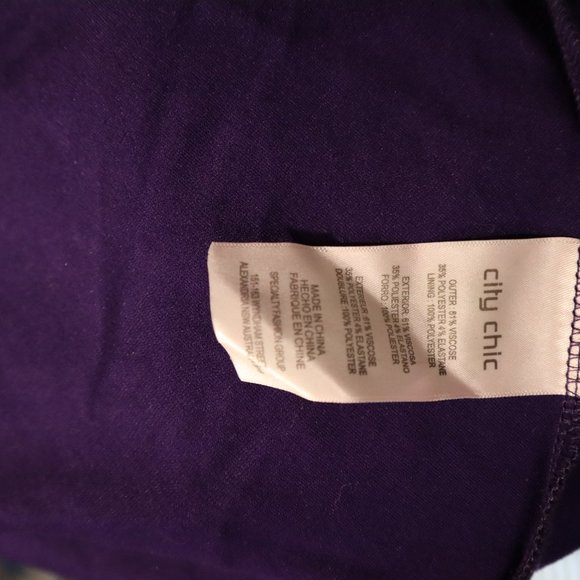 City Chic Plus Size Dress - Picture 4 of 4